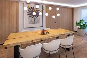 SERHS Experience Suites