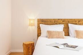 Aspasios Almada Apartments