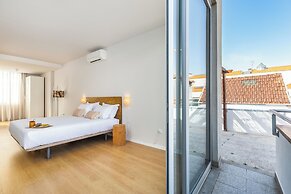 Aspasios Almada Apartments