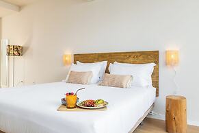 Aspasios Almada Apartments