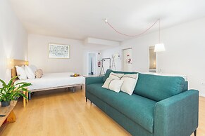 Aspasios Almada Apartments