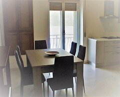 Captivating 2-bed Apartment in Grottole