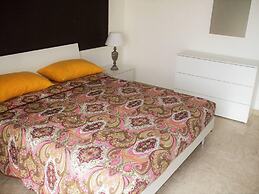 Captivating 2-bed Apartment in Grottole