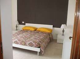 Captivating 2-bed Apartment in Grottole