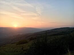 Captivating 2-bed Apartment in Grottole