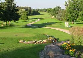 Myriad Fins Cottage and Marina