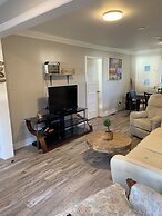 Myriad Fins Cottage and Marina