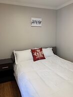 Myriad Fins Cottage and Marina