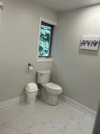 Myriad Fins Cottage and Marina