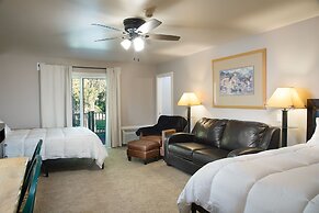 Victorian Inn Elkhart Lake Wisconsin