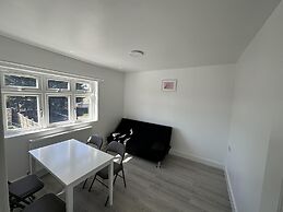 Immaculate 1-bed Apartment in Harrow