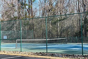 3 Community Pools: Golf Course Condo in Longs