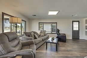 Golf Course Views: Resort Retreat in Sun Lakes