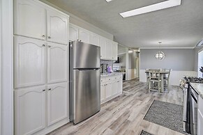 Chic Seneca Falls Home on Cayuga Wine Trail!