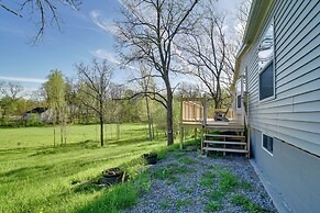 Chic Seneca Falls Home on Cayuga Wine Trail!