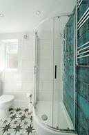 Emerald Stays UK at The Adelphi