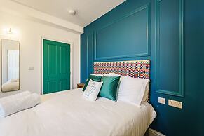 Emerald Stays UK at The Adelphi