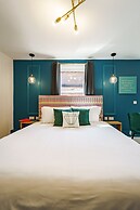 Emerald Stays UK at The Adelphi