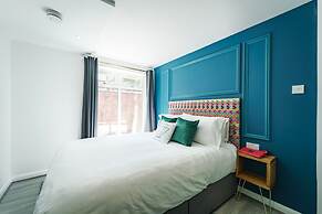 Emerald Stays UK at The Adelphi