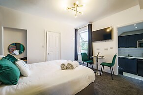 Emerald Stays UK at The Adelphi