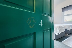 Emerald Stays UK at The Adelphi