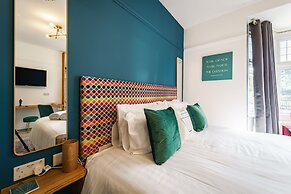 Emerald Stays UK at The Adelphi