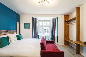 Emerald Stays UK at The Adelphi