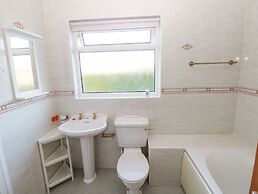 30 Long Shepherds Drive