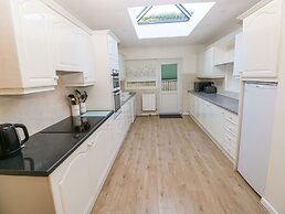 30 Long Shepherds Drive