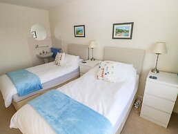 30 Long Shepherds Drive