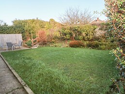 30 Long Shepherds Drive