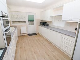 30 Long Shepherds Drive