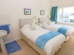 30 Long Shepherds Drive