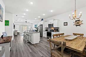 21400 Marlin Ave - Blue Marlin