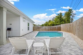 21400 Marlin Ave - Blue Marlin