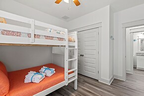 21400 Marlin Ave - Blue Marlin