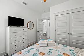 21400 Marlin Ave - Blue Marlin