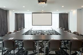 Courtyard By Marriott Montreal Laval