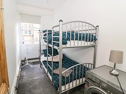 Apartment Located Centrally for up to 4 Guests