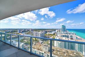 Luxury Beachfront Condos in Hollywood