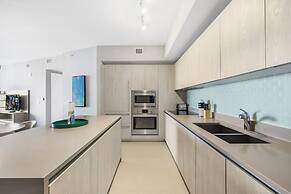 Luxury Beachfront Condos in Hollywood