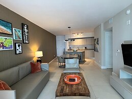 Luxury Beachfront Condos in Hollywood