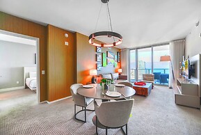 Luxury Beachfront Condos in Hollywood