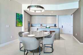 Luxury Beachfront Condos in Hollywood