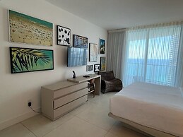 Luxury Beachfront Condos in Hollywood