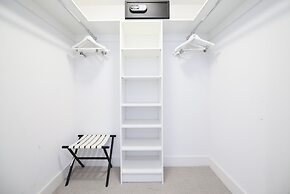 Luxury Beachfront Condos in Hollywood