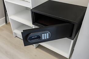 Luxury Beachfront Condos in Hollywood