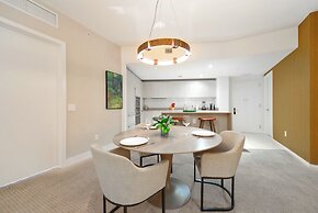 Luxury Beachfront Condos in Hollywood