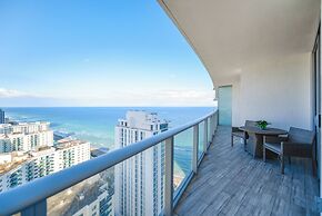 Luxury Beachfront Condos in Hollywood