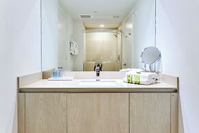 Luxury Beachfront Condos in Hollywood